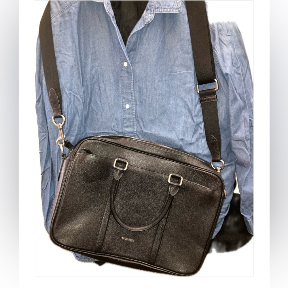 Coach Perry Slim | Unisex Messenger Bag | Laptop Friendly - Picture 4 of 12